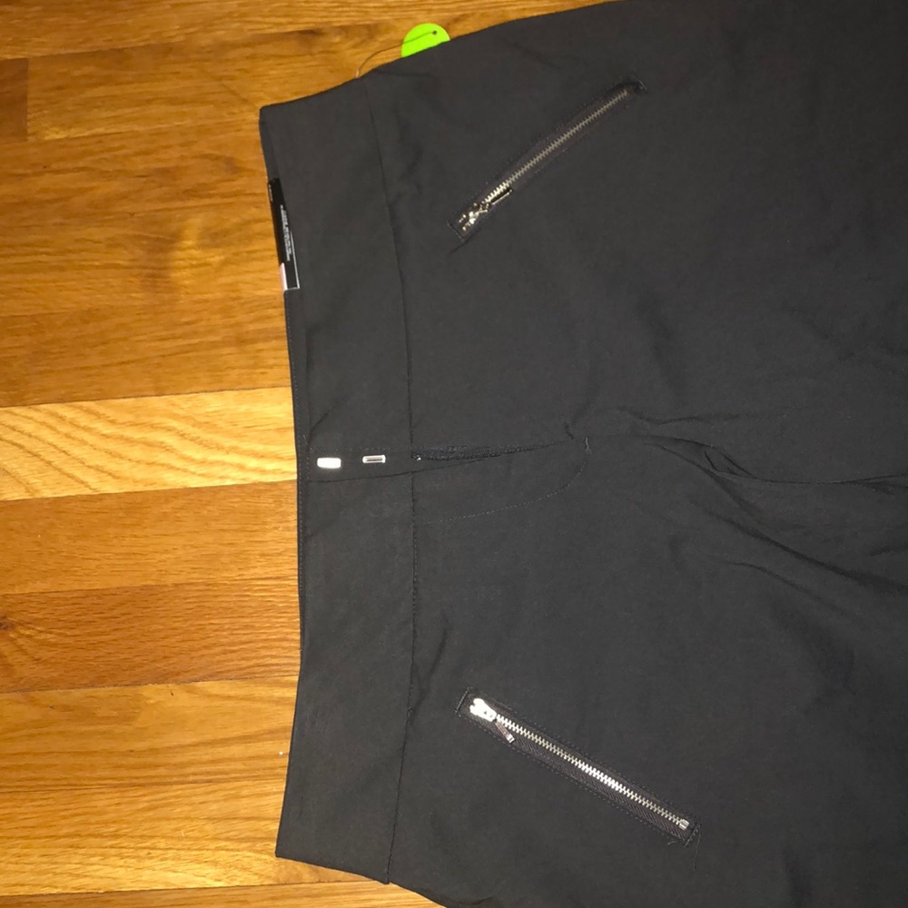 Crop Pant - Picture 3 of 4